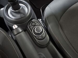 MINI Cooper COOPER 5 PUERTAS 23