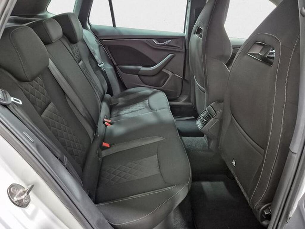 Skoda Kamiq 1.0 TSI 81kW (110CV) SCOUT 6