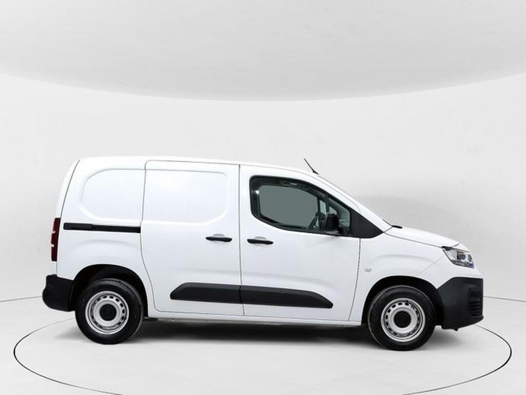 Fiat Doblo FURGON 1.2 GASOLINE 110CV 650KG L1 4P Segunda mano