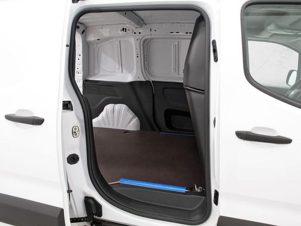 Fiat Doblo FURGON 1.2 GASOLINE 110CV 650KG L1 4P Segunda mano