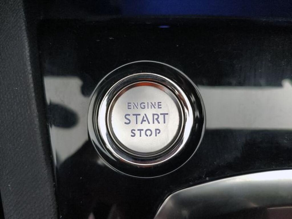 Peugeot 3008 Hybrid 225 e-EAT8 GT Pack Segunda mano