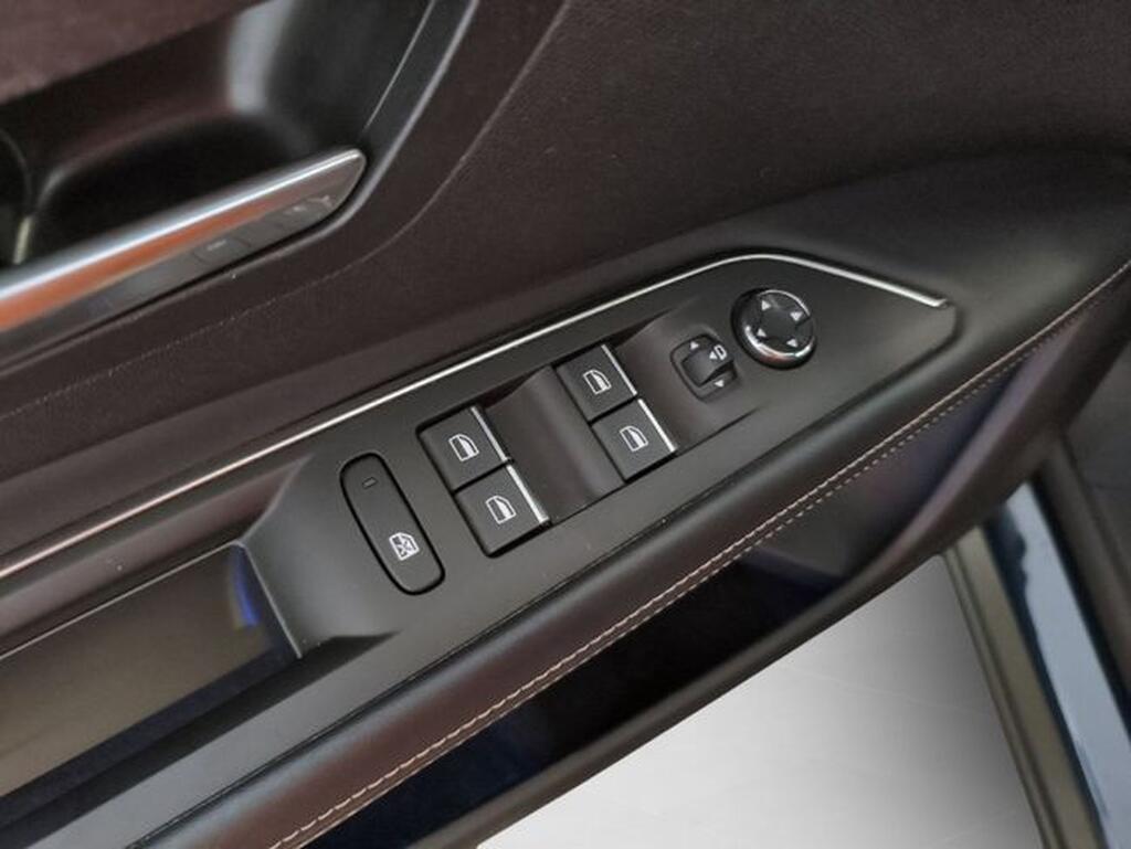 Peugeot 3008 Hybrid 225 e-EAT8 GT Pack Segunda mano