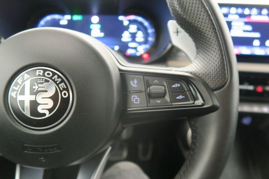 Alfa Romeo Tonale 1.3 Multi-air PHEV Speciale Q4 Segunda mano