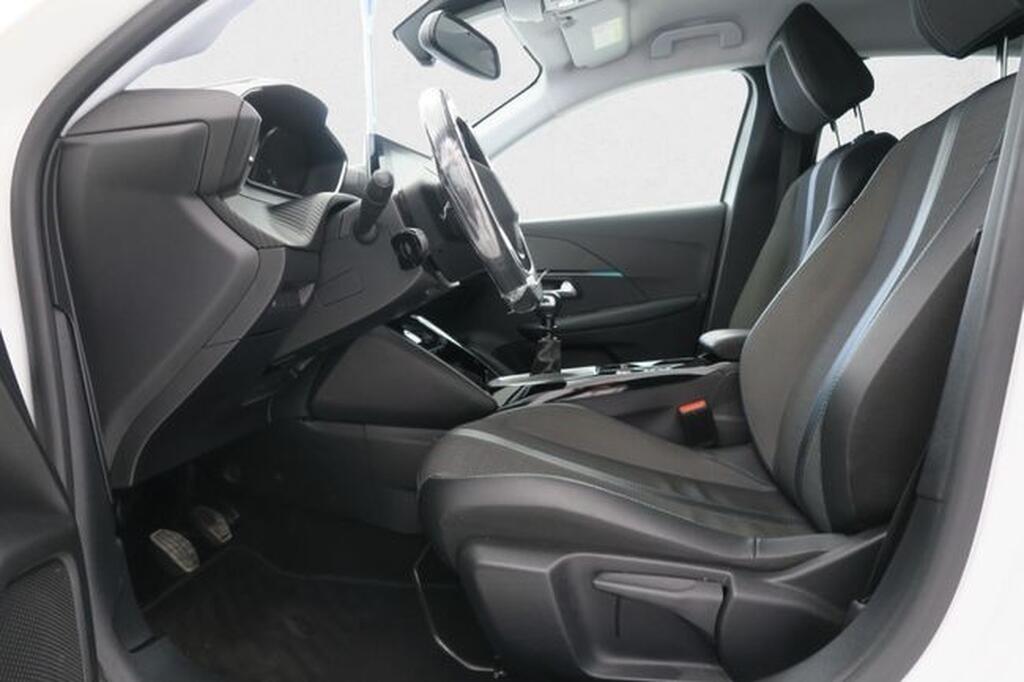 Peugeot 208 PureTech 73kW (100CV) Allure 11