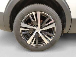 Peugeot 5008 Allure 1.5L BlueHDi 96kW (130CV) S&S 22