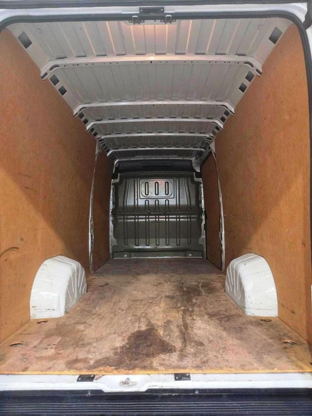 Fiat Ducato FG 2.2 BLUEHDI 140CV 35 HEAVY L4H2 4P Segunda mano