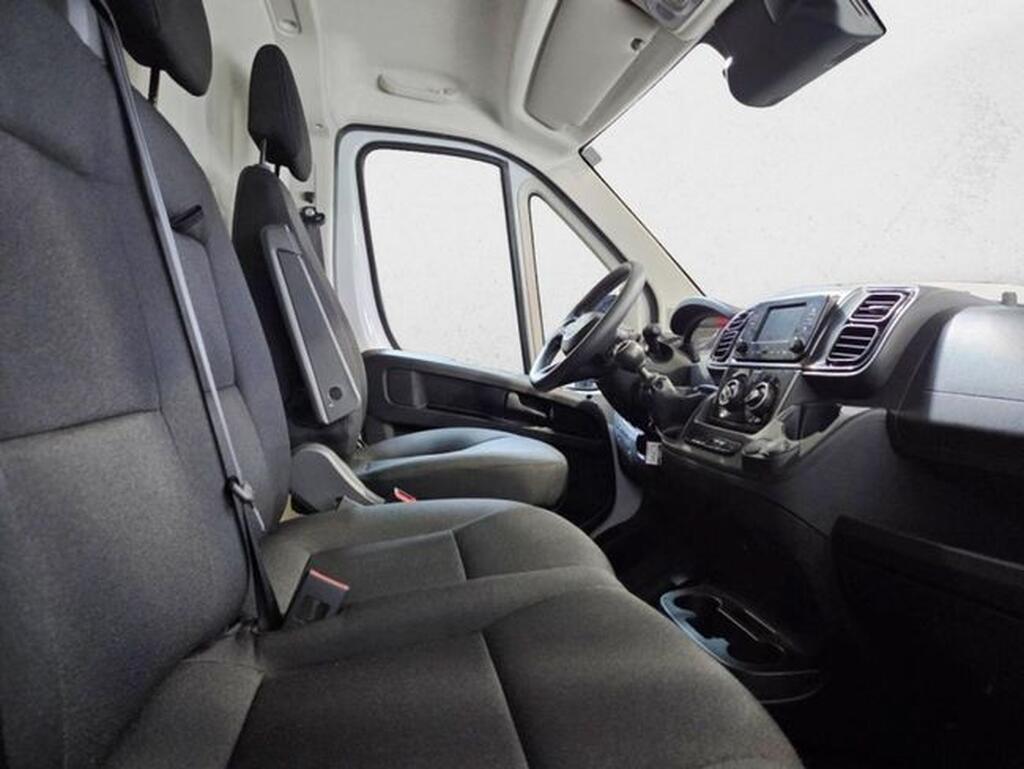 Fiat Ducato FG 2.2 BLUEHDI 140CV 35 HEAVY L4H2 4P Segunda mano
