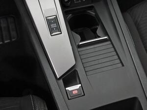 Peugeot 308 5P Allure Pack PureTech 130 S&S EAT8 8