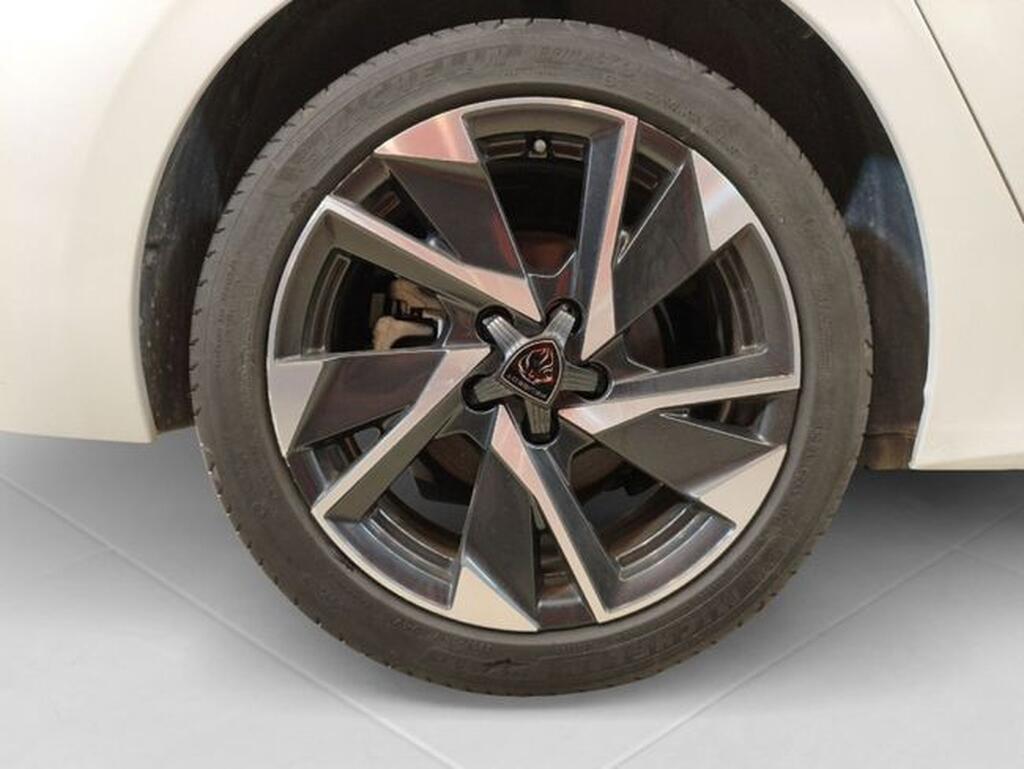 Peugeot 308 5P Allure Pack PureTech 130 S&S EAT8 Segunda mano