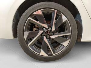 Peugeot 308 1.2 PURETECH 130 EAT8 ALLURE PACK 5P 9