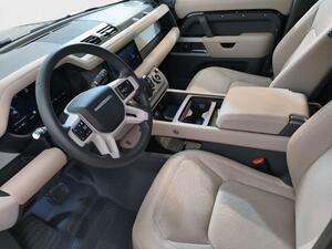 Land-Rover Defender 3.0D I6 250 S 110 Auto 4WD MHEV 25