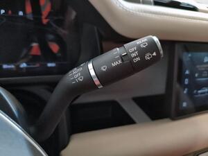 Land-Rover Defender 3.0D I6 250 S 110 Auto 4WD MHEV 16