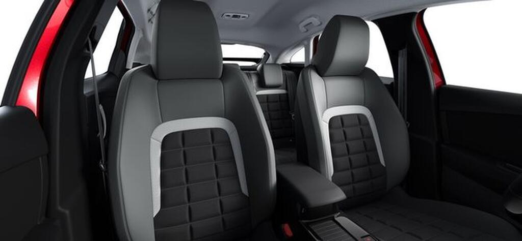Citroën C4 Hybrid 110 ë-DCS6 Plus 8