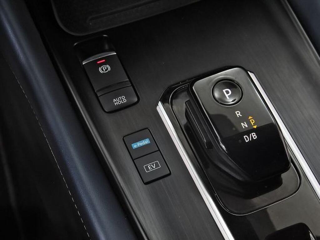 Nissan Qashqai 1.5 HEV E-POWER 190CV N-CONNECTA AUTO 5P(PACK N-STYLE+BITONO+PORTON) Segunda mano
