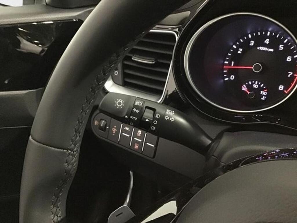 Kia Ceed 1.6 MHEV 100kW (136CV) Tech DCT Segunda mano