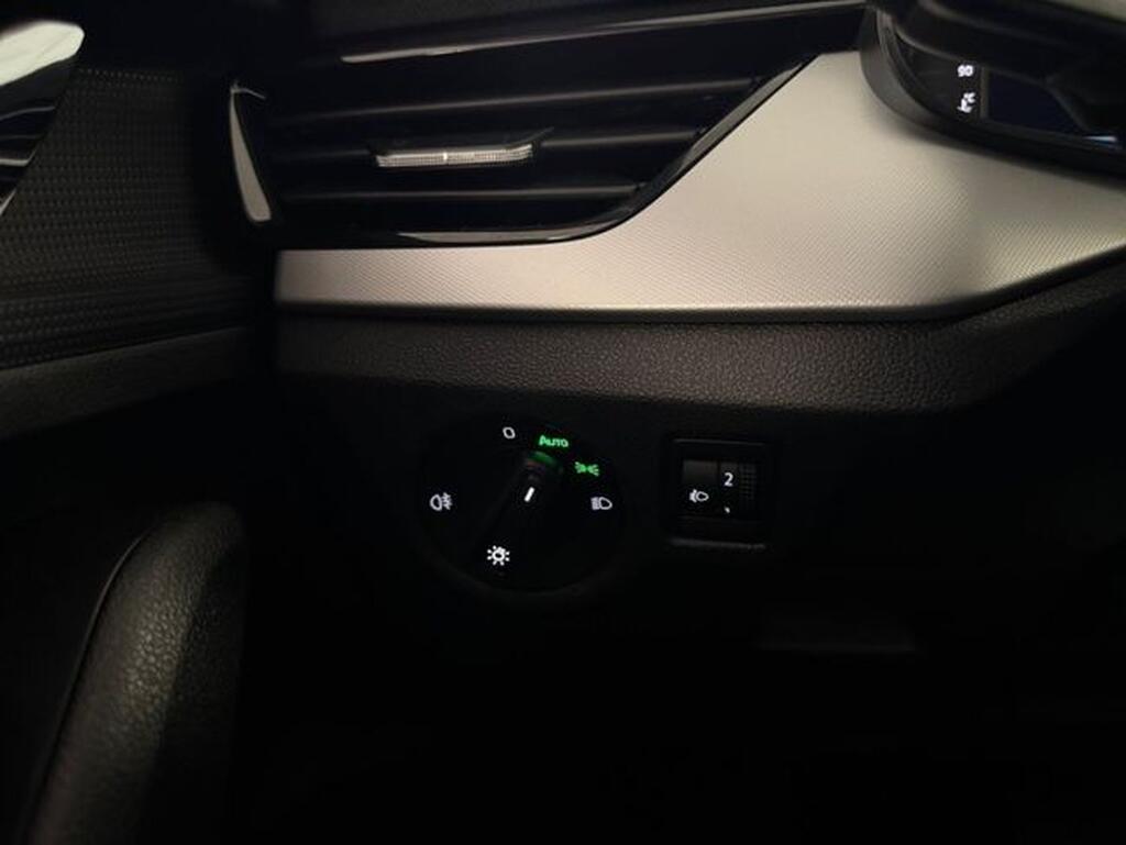 Skoda Kamiq 1.0 TSI 81kW (110CV) DSG Ambition Segunda mano