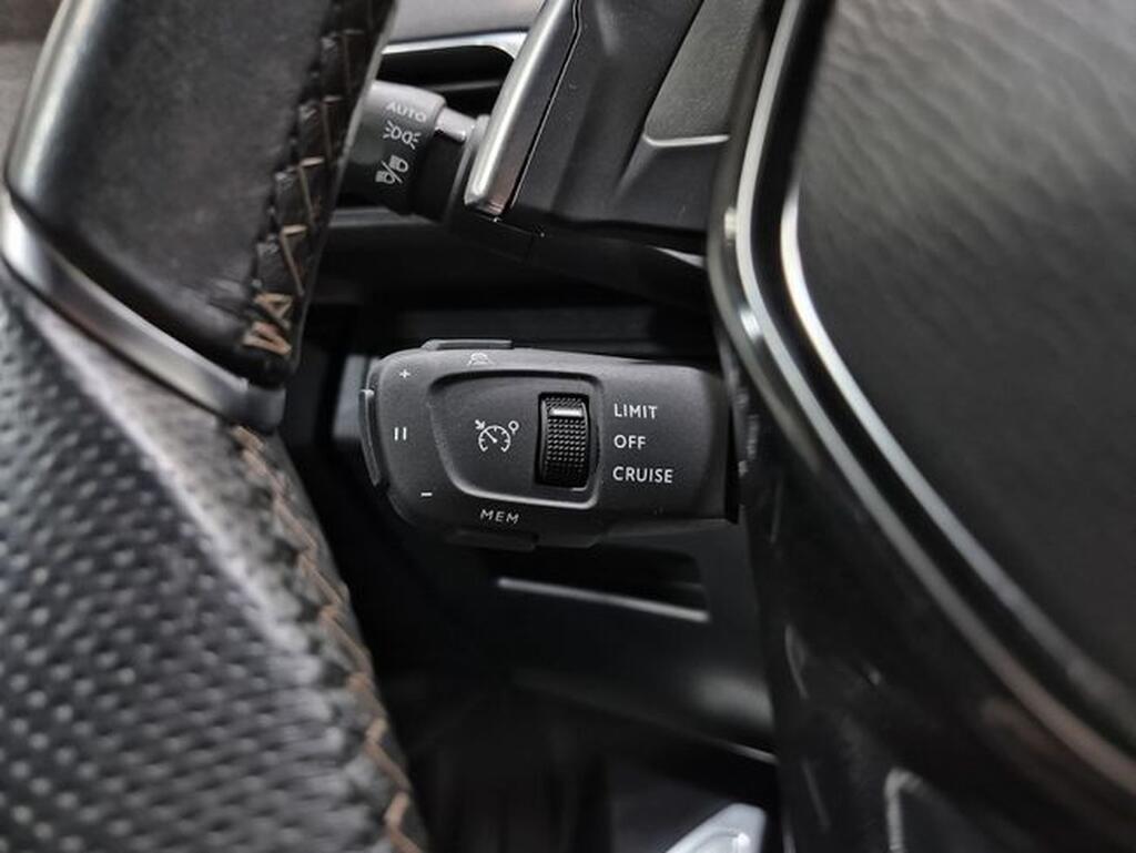 Peugeot 3008 1.2 PureTech 96KW S&S GT EAT8 Segunda mano
