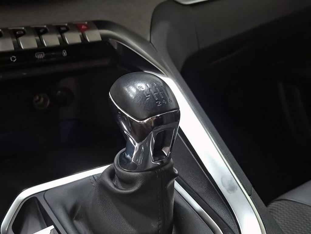 Peugeot 3008 1.2 PureTech 96KW (130CV) S&S GT Segunda mano