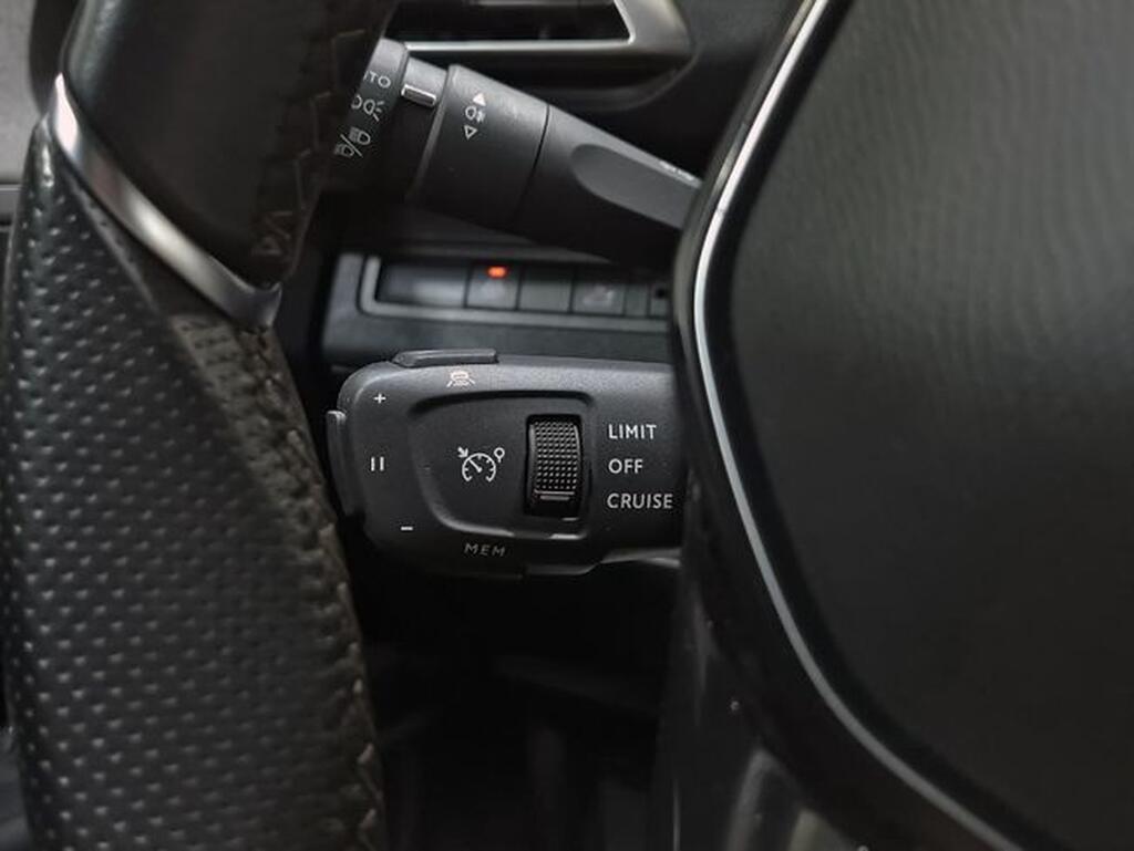 Peugeot 3008 1.2 PureTech 96KW (130CV) S&S GT Segunda mano