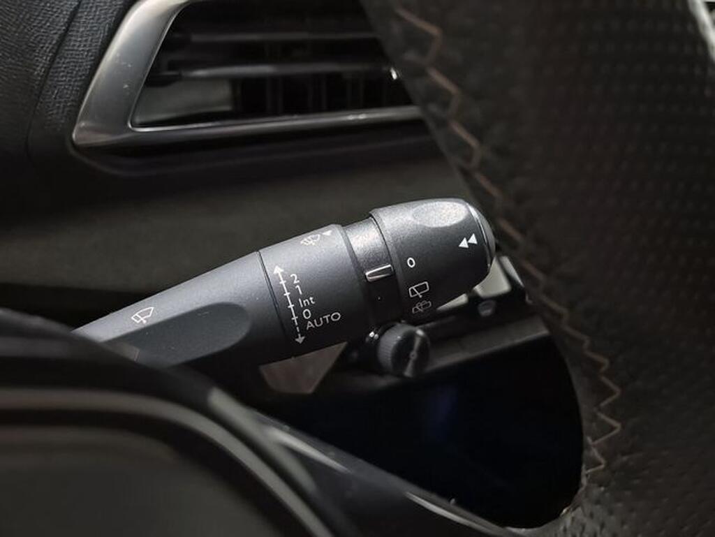 Peugeot 3008 1.2 PureTech 96KW (130CV) S&S GT Segunda mano
