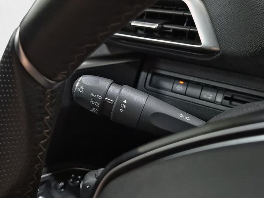 Peugeot 3008 1.2 PureTech 96KW (130CV) S&S GT Segunda mano