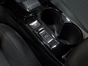 Peugeot 2008 Allure Pack BlueHDI 130 S&S EAT8 28