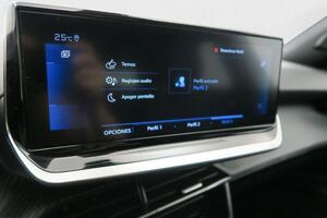 Peugeot 2008 1.5 BLUEHDI 130 S&S ALLURE PACK AUTO 5P 10