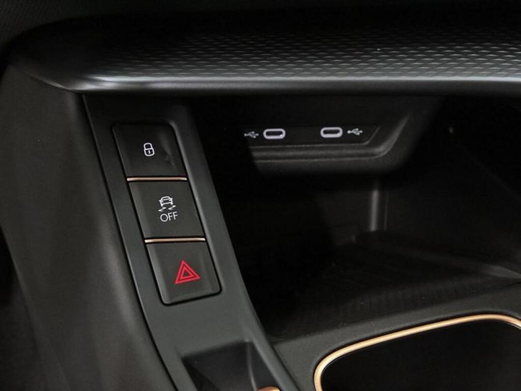 CUPRA Terramar 1.5 eTSI 110kW (150 CV) DSG Segunda mano