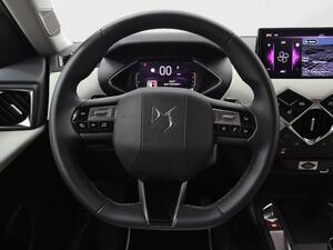 DS DS 3 PureTech 96kW Aut. Esprit de Voyage 19