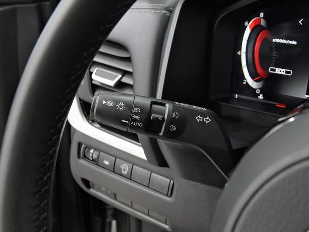 Nissan Qashqai 1.3 DIG-T MHEV 140CV N-CONNECTA 5P(TECHO) 14