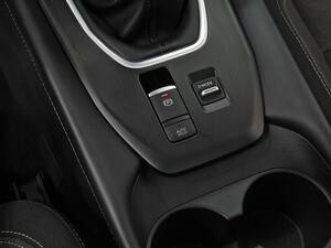 Nissan Qashqai 1.3 DIG-T MHEV 140CV N-CONNECTA 5P(TECHO+BITONO) 31