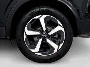 Nissan Qashqai 1.3 DIG-T MHEV 140CV N-CONNECTA 5P(TECHO+BITONO) 10