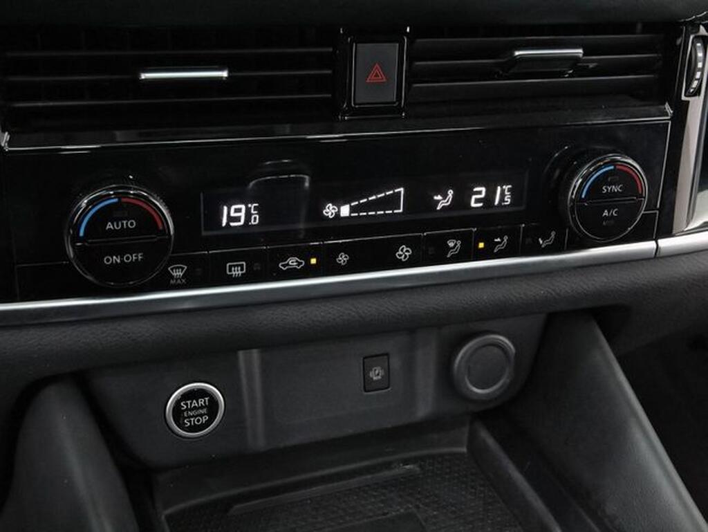 Nissan Qashqai 1.3 DIG-T MHEV 140CV N-CONNECTA 5P(TECHO+BITONO) 30