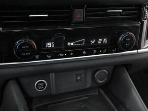 Nissan Qashqai 1.3 DIG-T MHEV 140CV N-CONNECTA 5P(TECHO+BITONO) 30