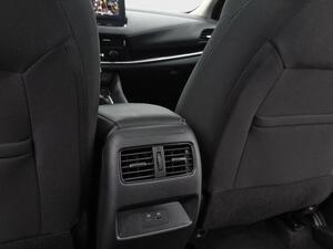 Nissan Qashqai 1.3 DIG-T MHEV 140CV N-CONNECTA 5P(TECHO+BITONO) 34