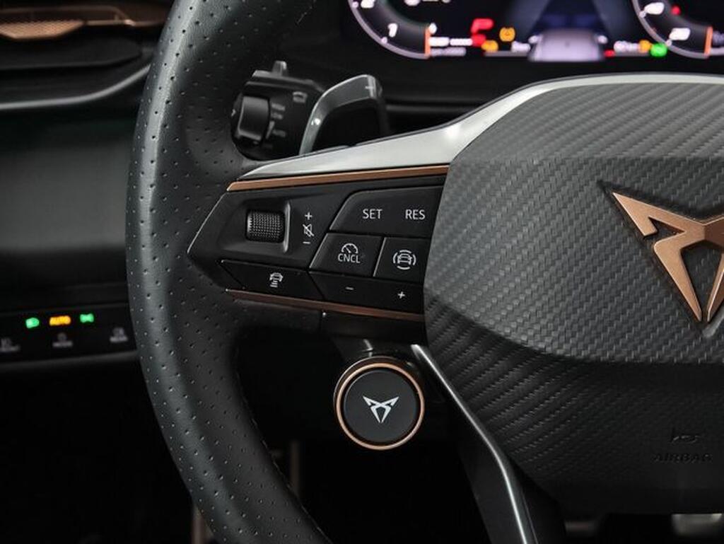 CUPRA Terramar 1.5 TSI e-Hybrid 150kW (204 CV) DSG Segunda mano