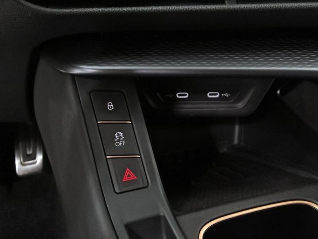 CUPRA Terramar 1.5 TSI e-Hybrid 150kW (204 CV) DSG Segunda mano