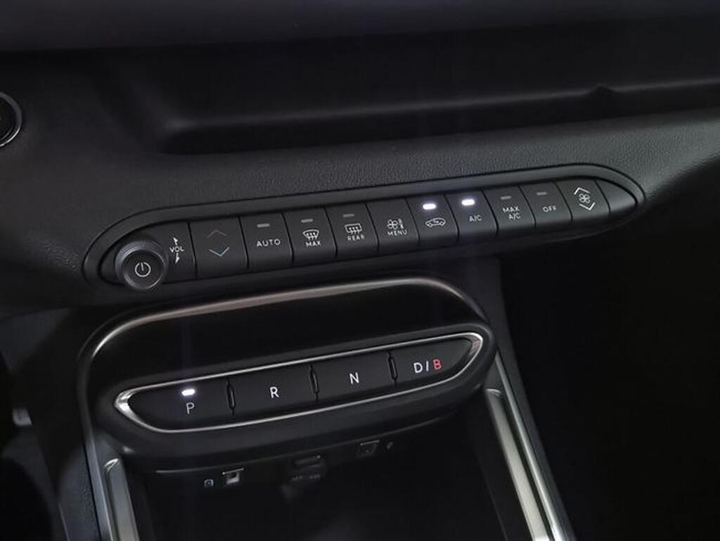 Jeep Avenger BEV 115kW (156CV) Altitude Segunda mano