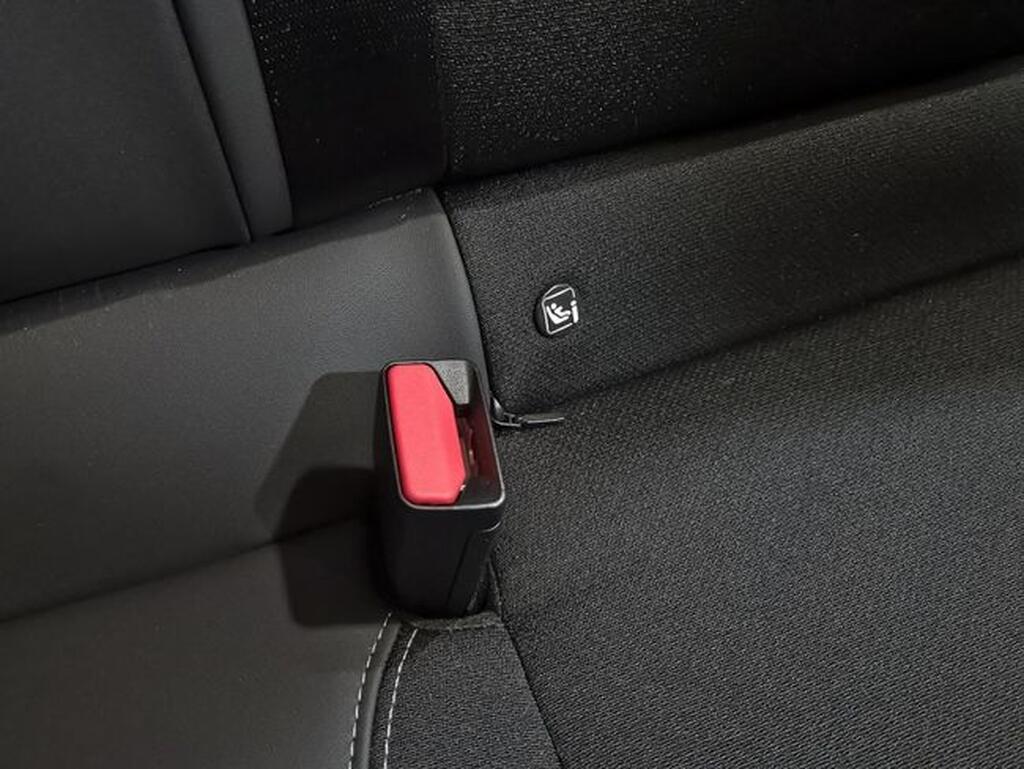 Jeep Avenger BEV 115kW (156CV) Altitude Segunda mano