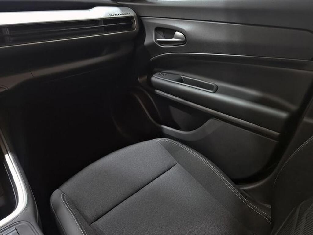 Jeep Avenger BEV 115kW (156CV) Altitude Segunda mano