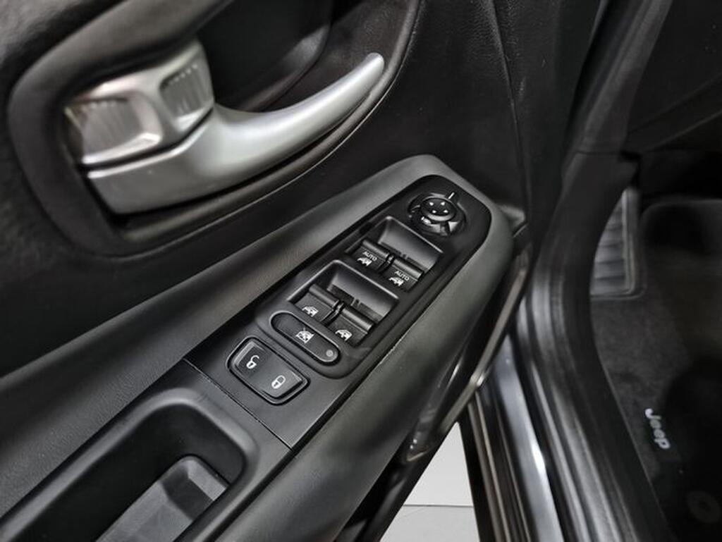Jeep Renegade eHybrid Altitude 1.5 MHEV 130hp Dct Fwd Segunda mano