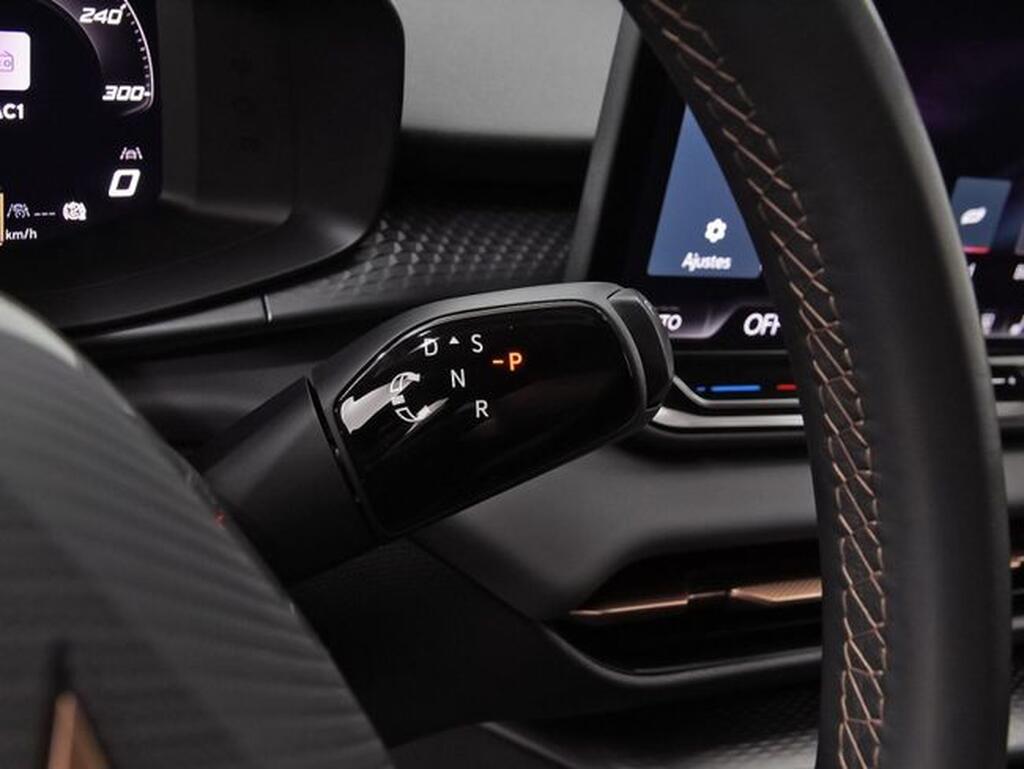 CUPRA Terramar 1.5 TSI e-Hybrid 150kW (204 CV) DSG Segunda mano