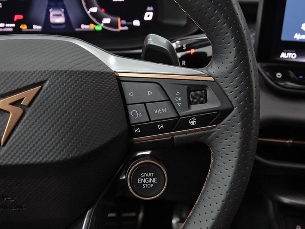 CUPRA Terramar 1.5 TSI e-Hybrid 150kW (204 CV) DSG Segunda mano