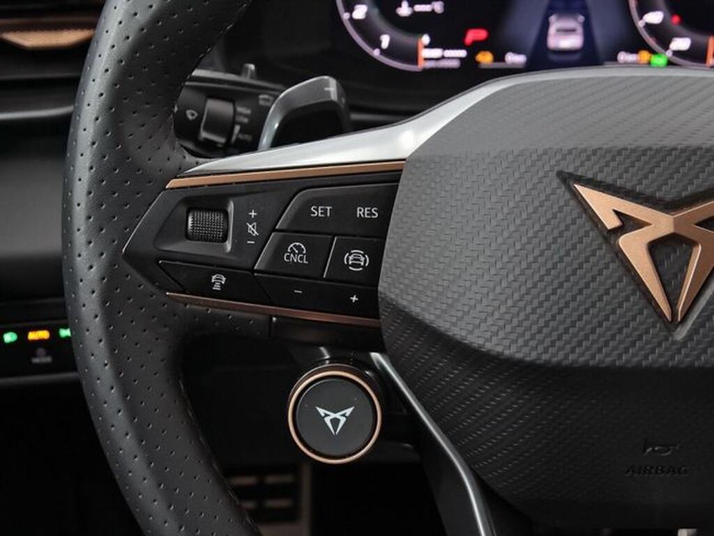 CUPRA Terramar 1.5 TSI e-Hybrid 150kW (204 CV) DSG Segunda mano