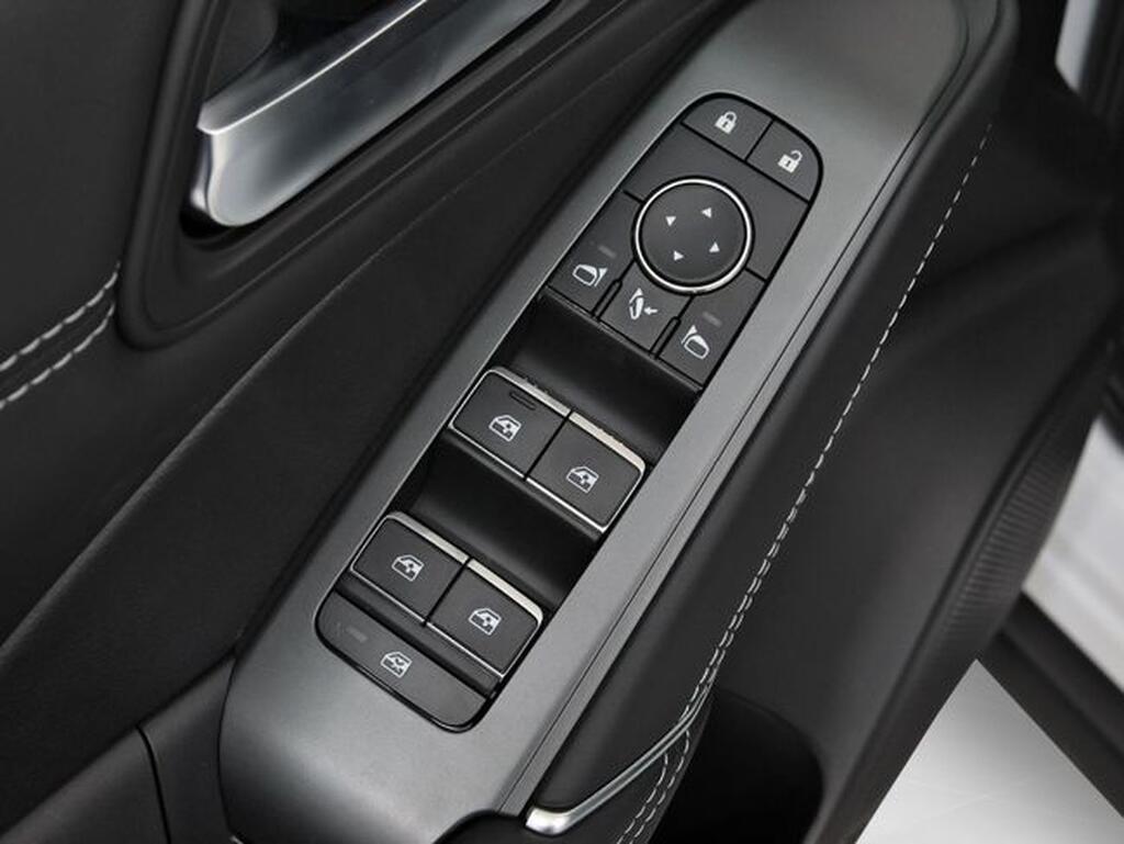 Nissan Qashqai DIG-T 103kW N-Connecta Km0