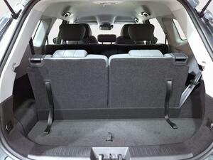 Ebro S800 1.5 TGDI PHEV Premium E-CVT 11