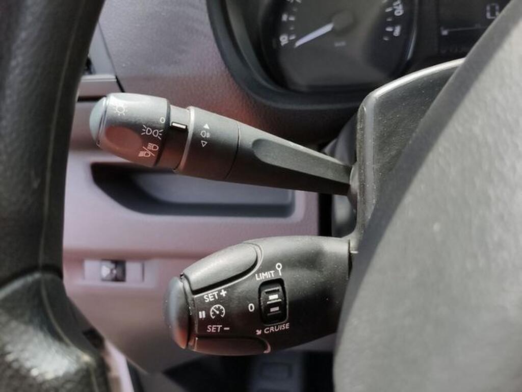 Citroën Jumpy FURGON 1.5 BLUEHDI 120 S&S M CONTROL 4P (ISOTERMO SIN FRIO) 12