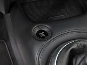 Nissan Juke 1.0 DIG-T 114CV N-CONNECTA 5P 31