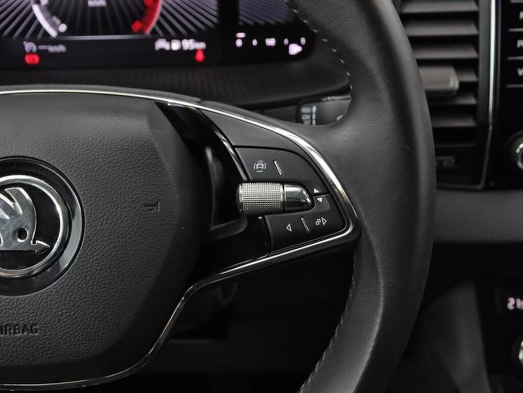 Skoda Karoq 1.0 TSI 81kW (110CV) Selection Segunda mano