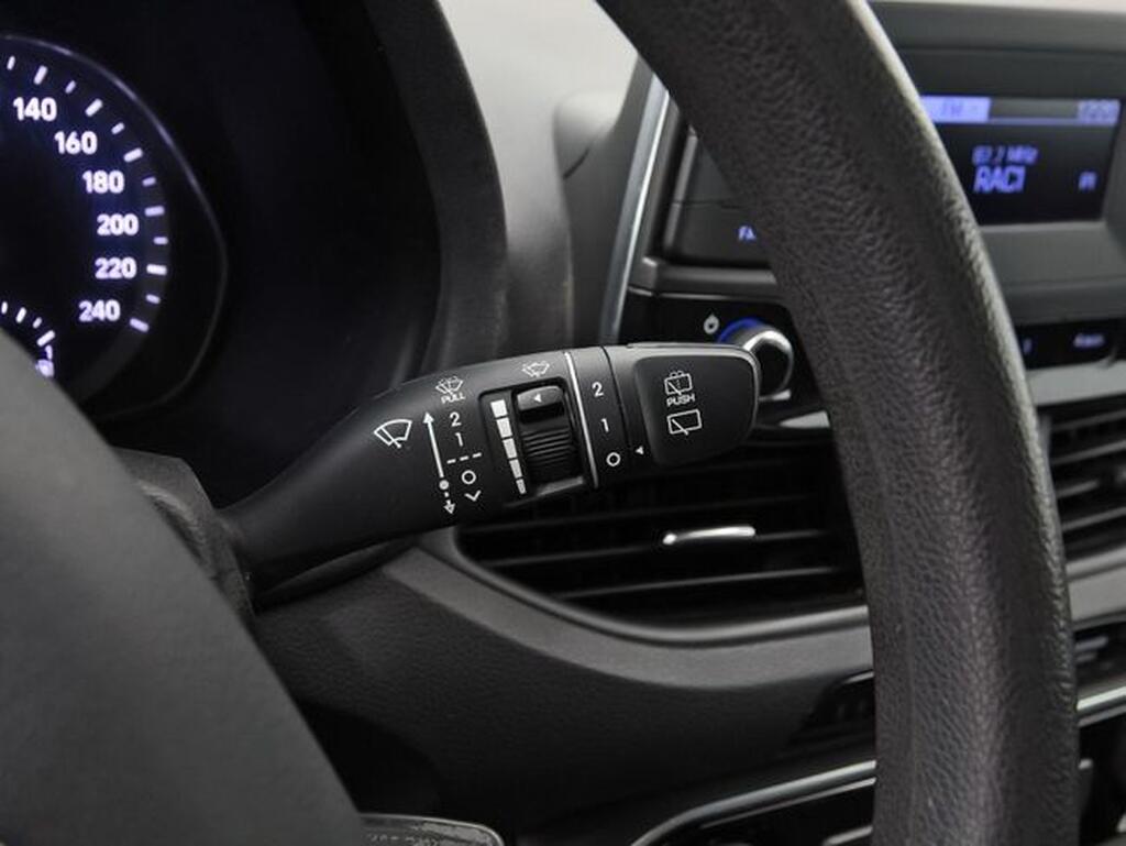 Hyundai i30 1.5 DPI Essence Segunda mano